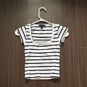 Forever 21 Black and White Striped Crop Top